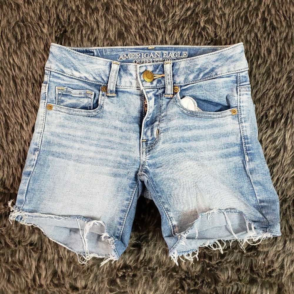 American Eagle MIDI Cutoff Jean Shorts - Picture 6 of 8